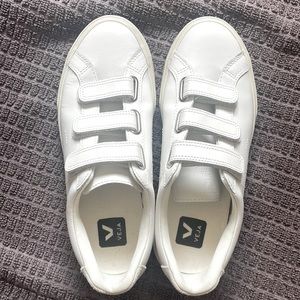 Veja Recife women’s sneaker sz 7